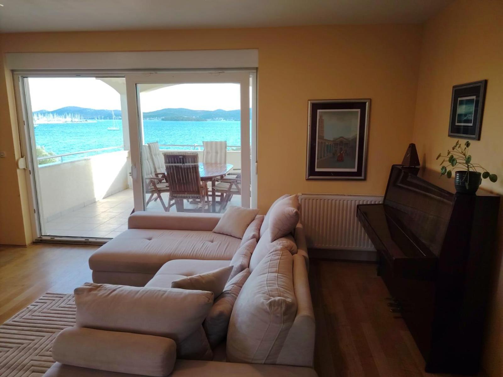 Luxury Beach Apartment Biograd Na Moru Eksteriør billede